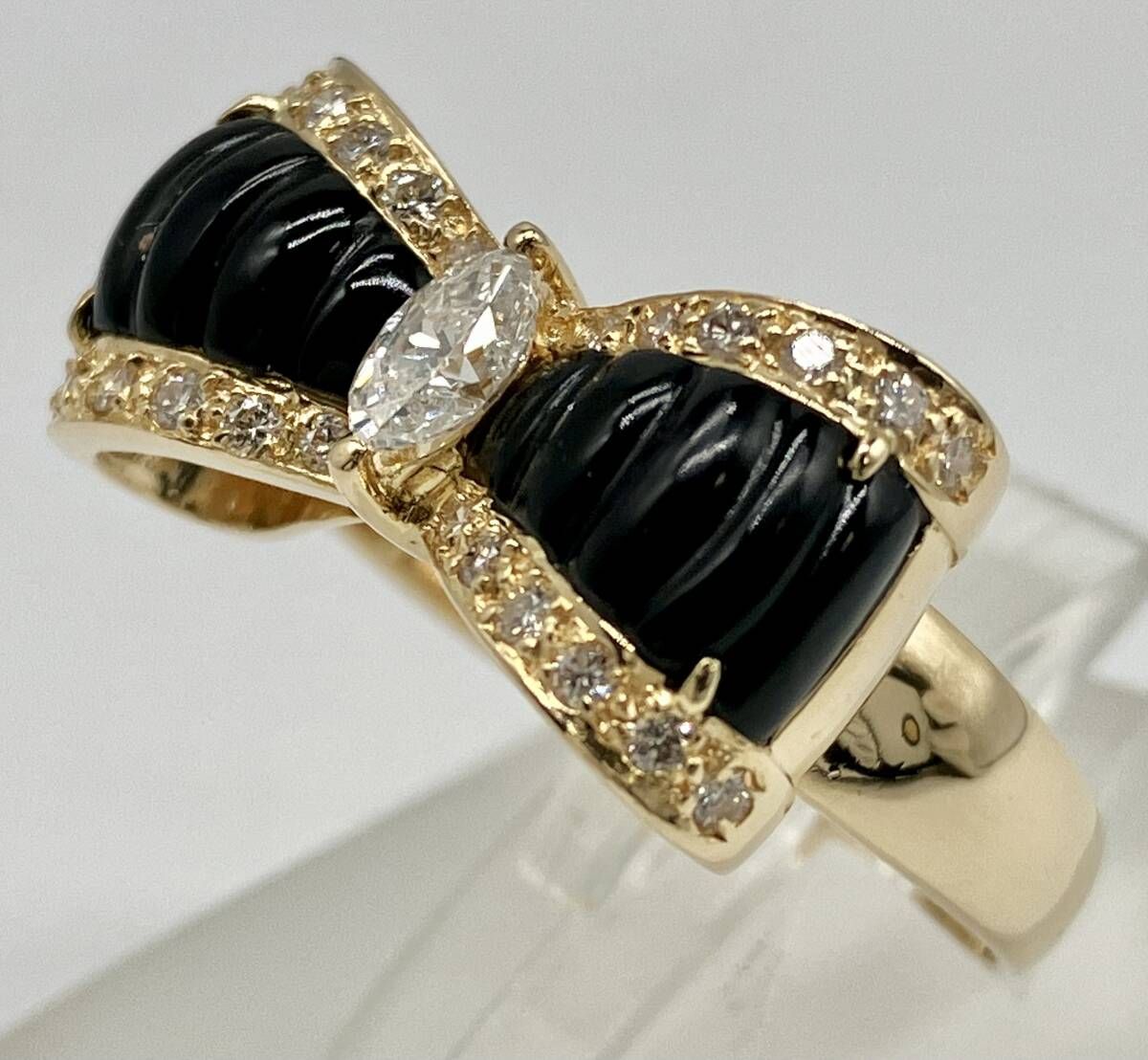 鑑別書付き K18WG ブラックカルセドニー(メノウ) ダイヤ0.03ct 