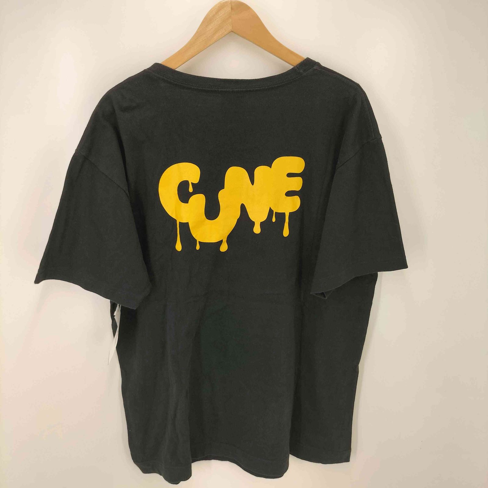 キューン CUNE S/S TEE ウサギ ビールジョッキ グラフィック プリント 