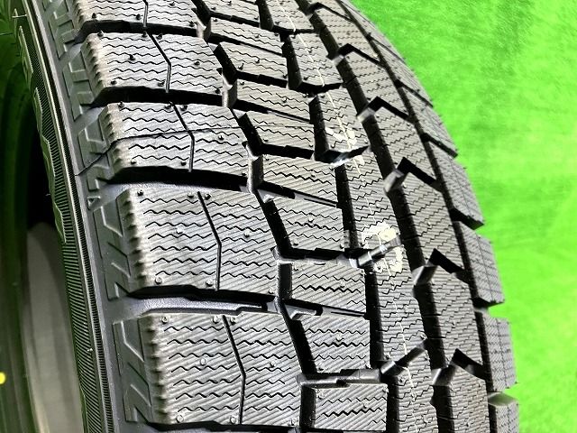 DUNLOP スタッドレス ダンロップ ウインターマックスWM02 205 60R16 4本 8ミリ FFCRYSTALESIA_COM