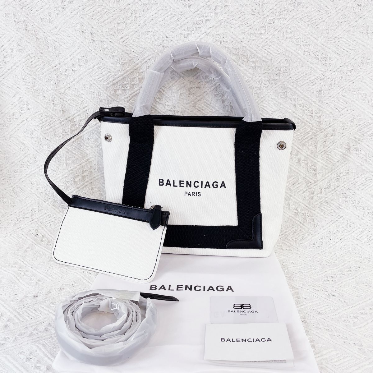 新品未使用 BALENCIAGA バレンシアガ ネイビーカバ XS トートバッグ