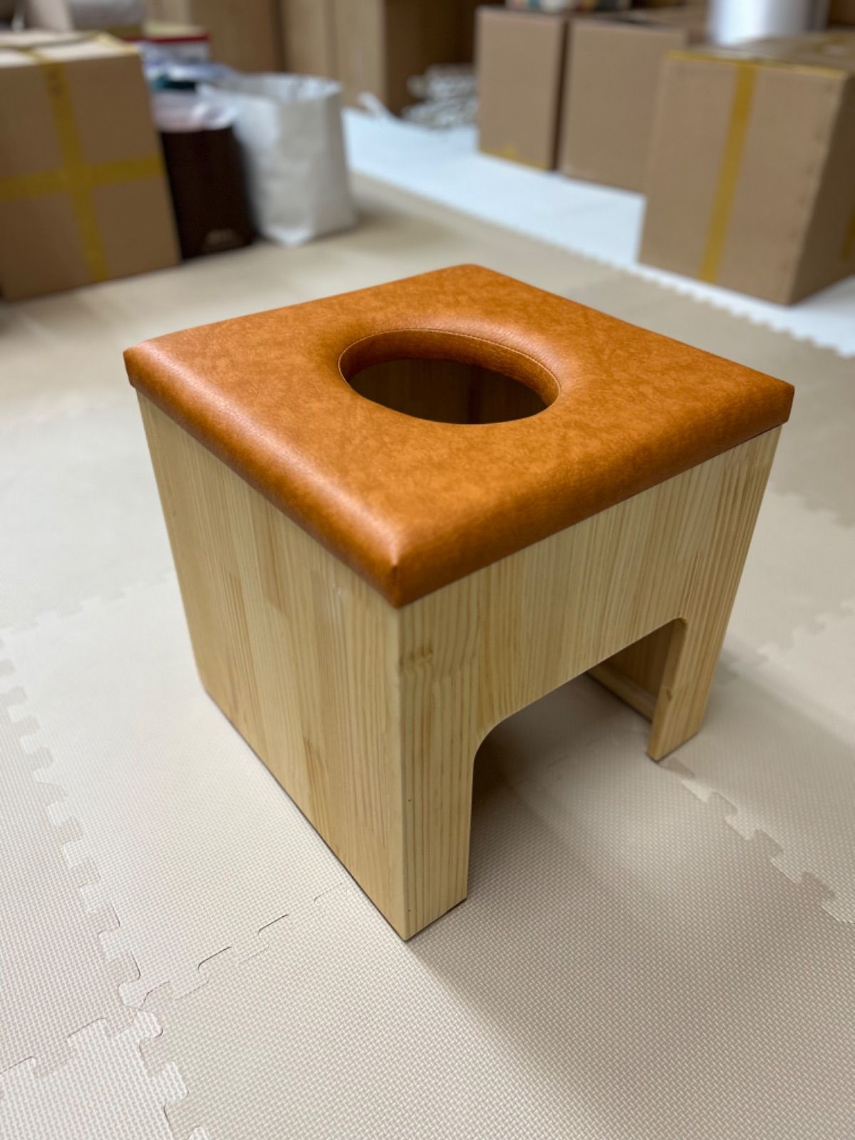 丸型クッション椅子