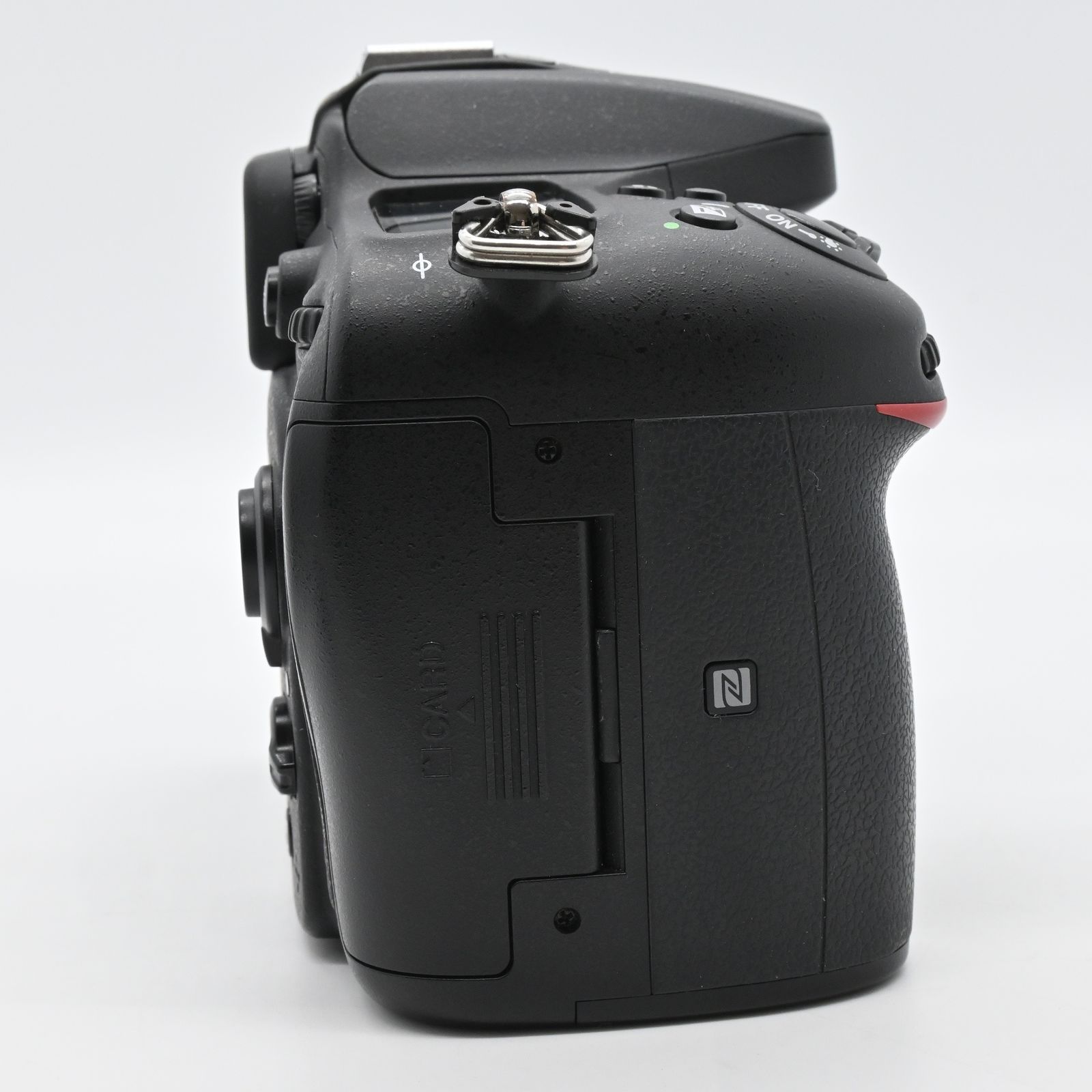 NIKON D7200 ショット数5588 ニコン「D7200」の進化点をレビュー！6コマ/秒で100コマまで連写