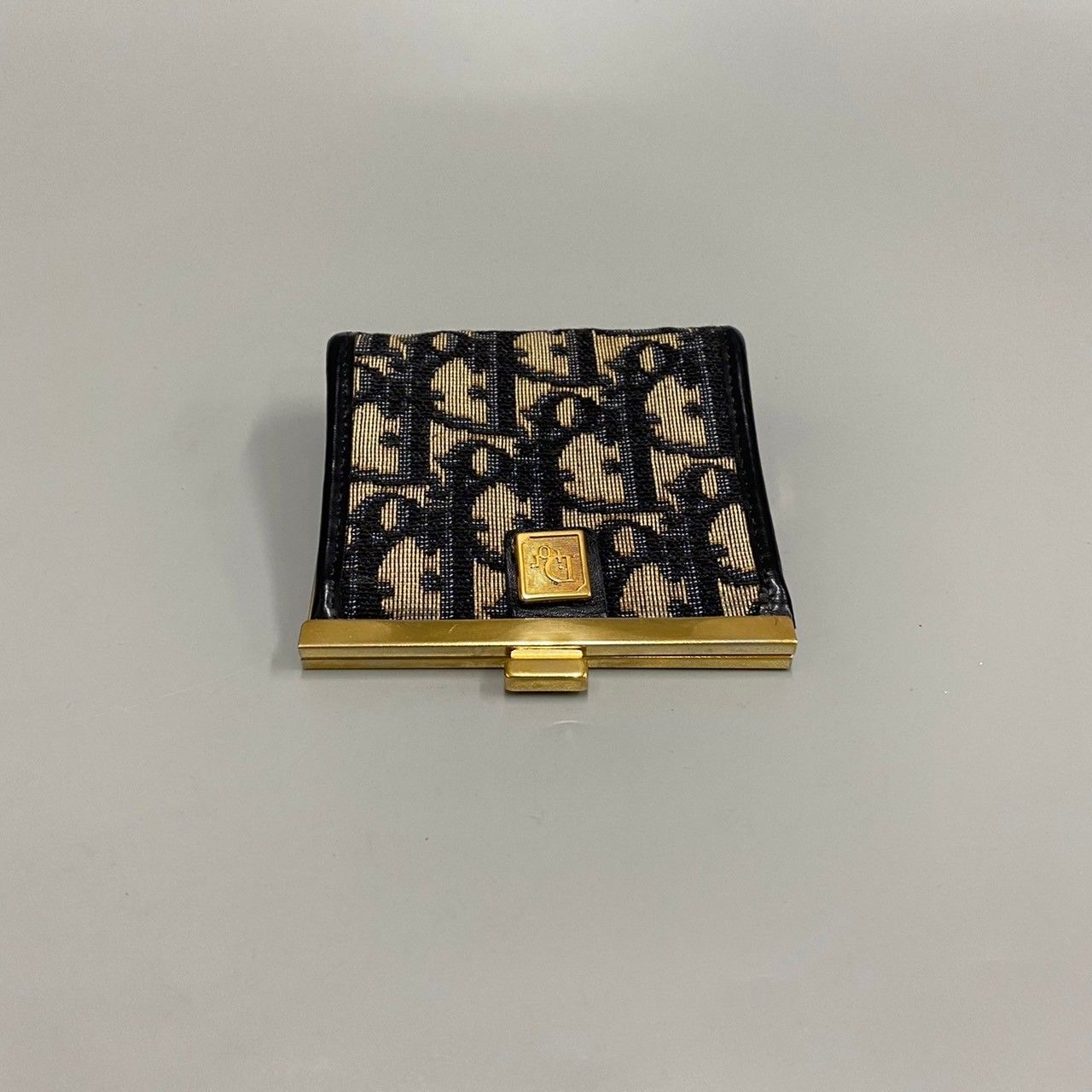 美品 Christian Dior ディオール ロゴ 金具 トロッター レザー 本革