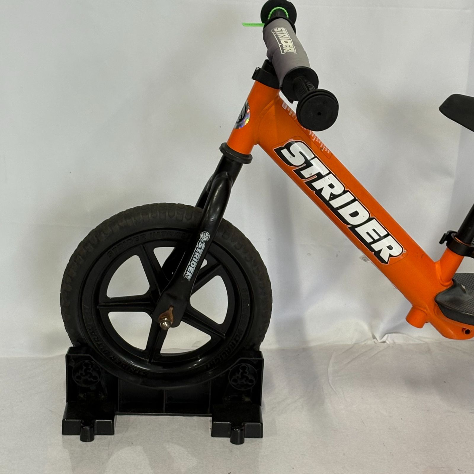 ストライダー STRIDER 12SPORT オレンジ Amazon.co.jp: STRIDER(ストライダー) 12 SPORT (スポーツ
