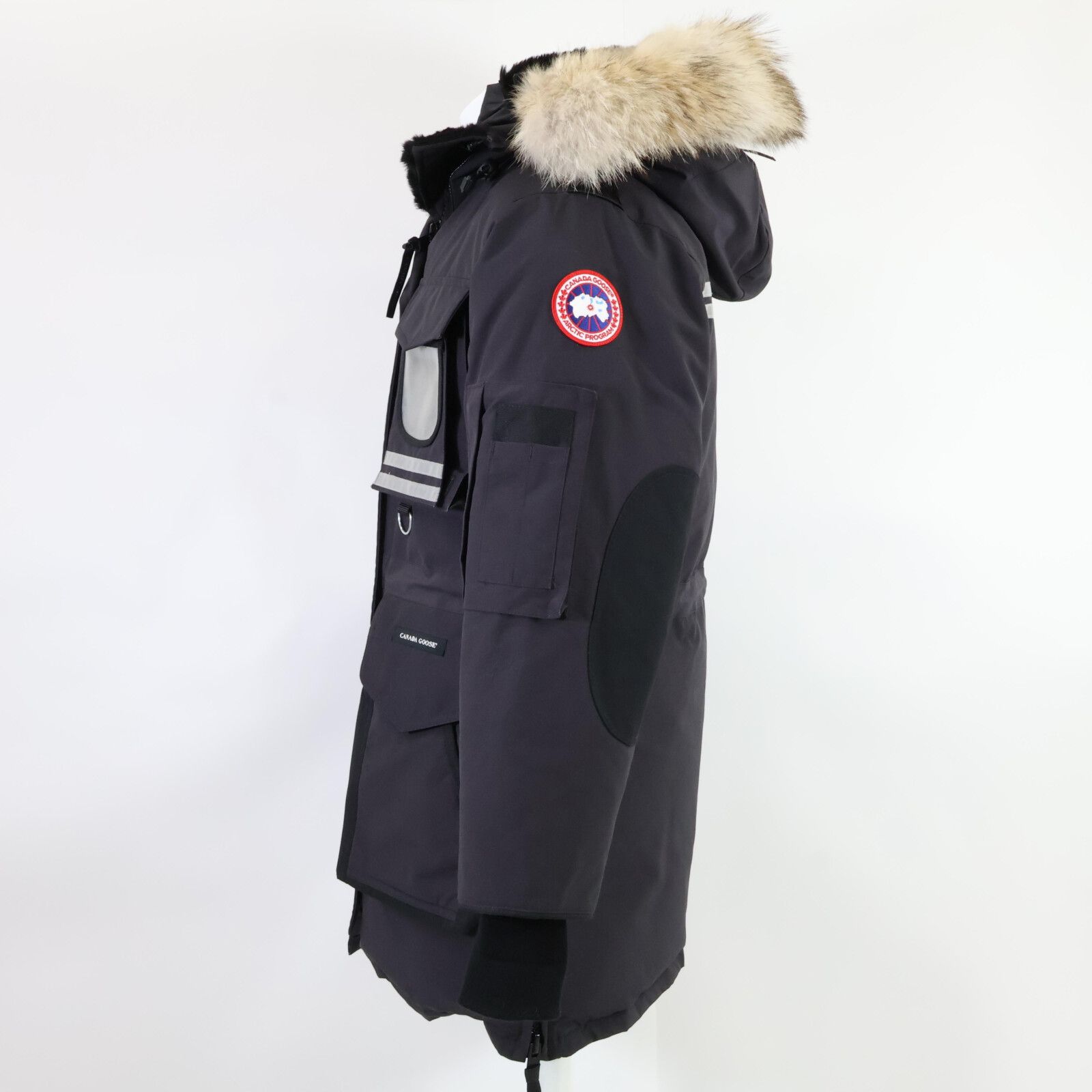 CANADA GOOSE カナダグース 国内正規 9501L Snow Mantra Parka スノーマントラパーカ ダウン XS - メルカリ