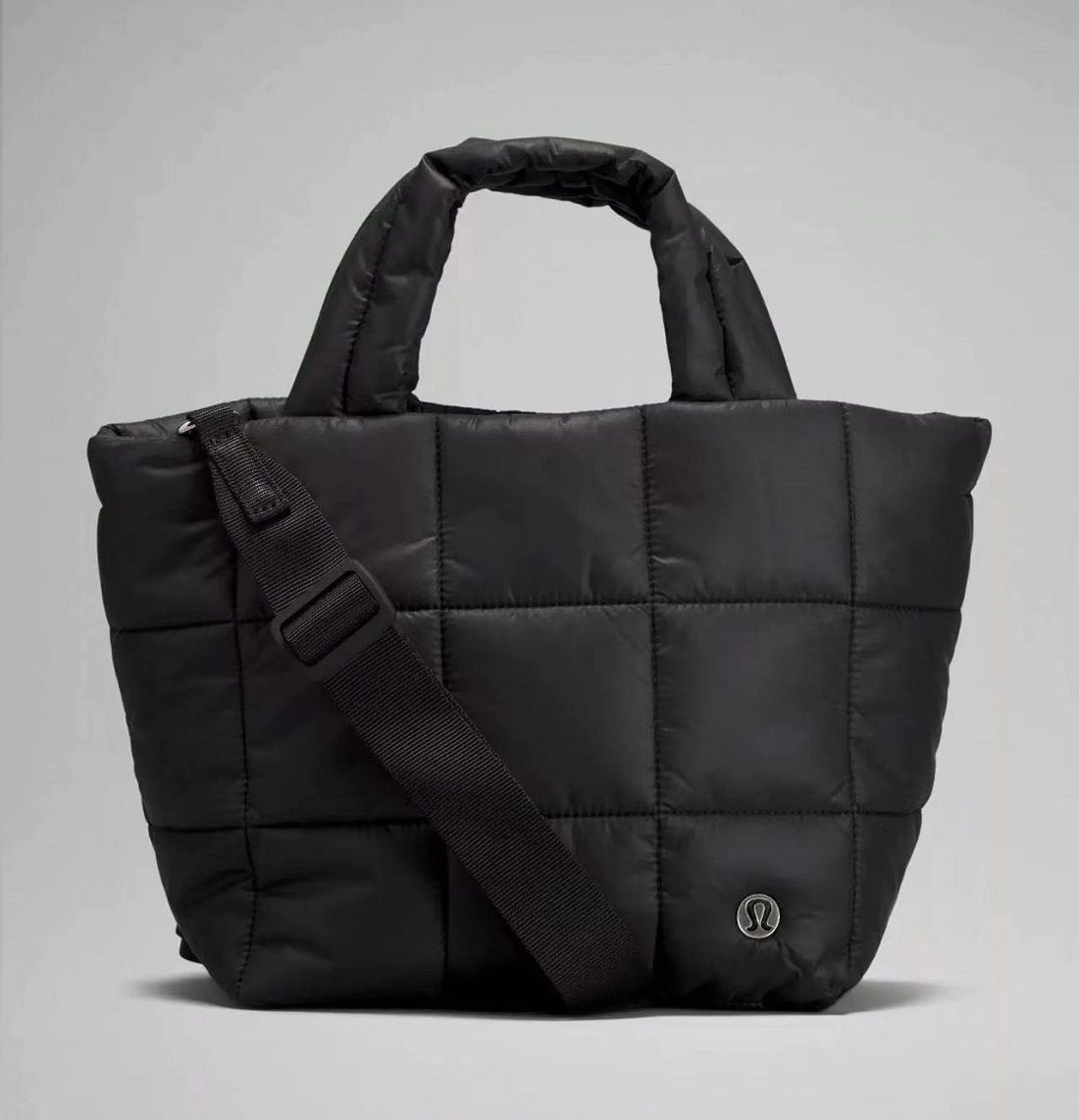 新品未使用 lululemon ルルレモン キルト ミニバッグ ミニトート  