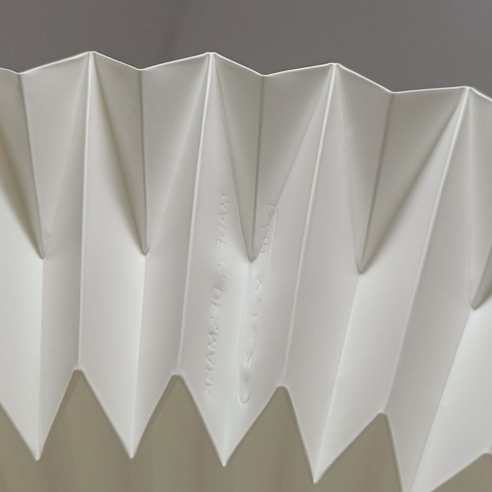 フロアランプ Model