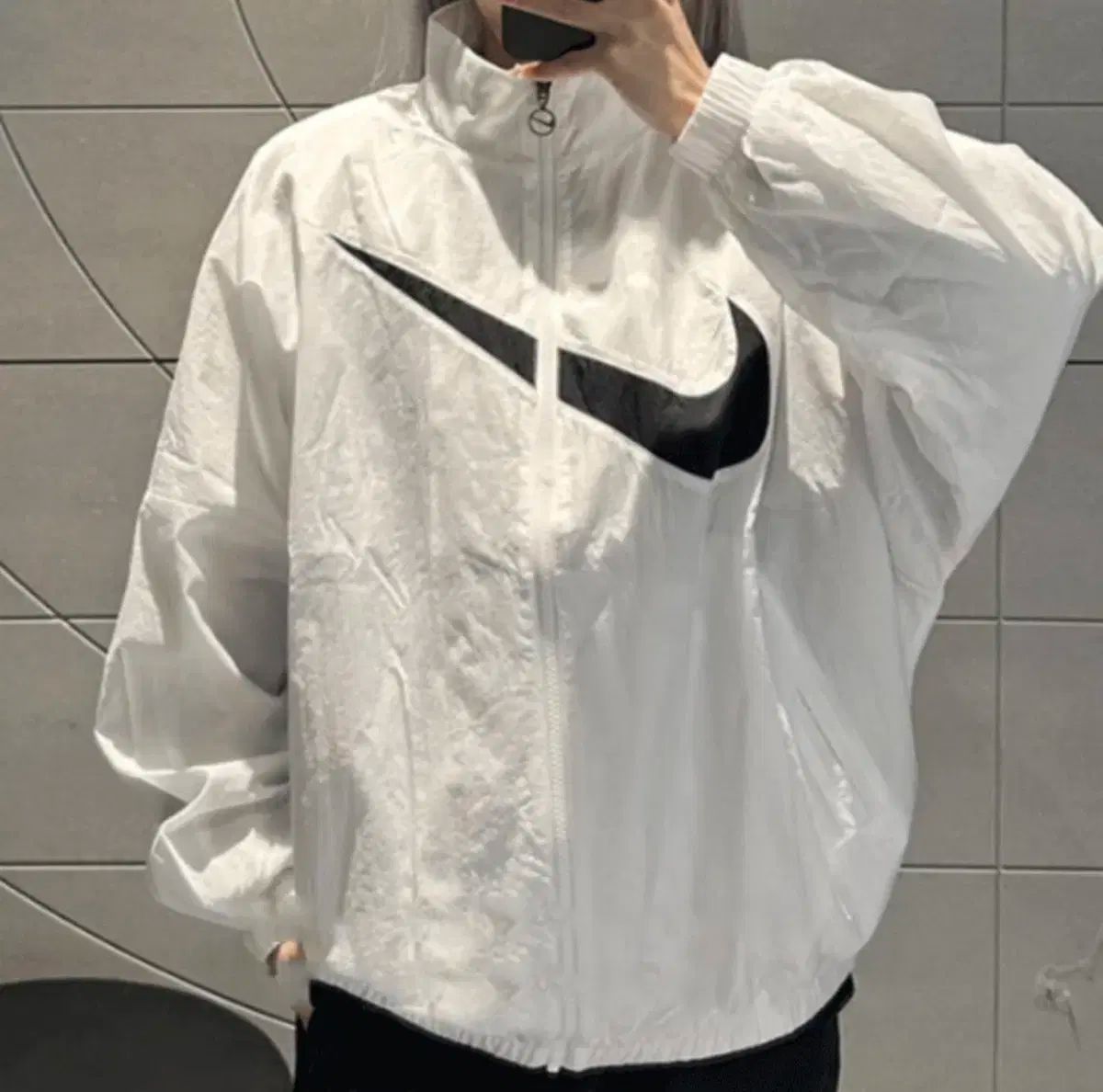 NIKE ナイキ ESSENTIALS エッセンシャルズ ウーブン ジャケット スウッシュ ウィンドブレーカー 白 XL 95