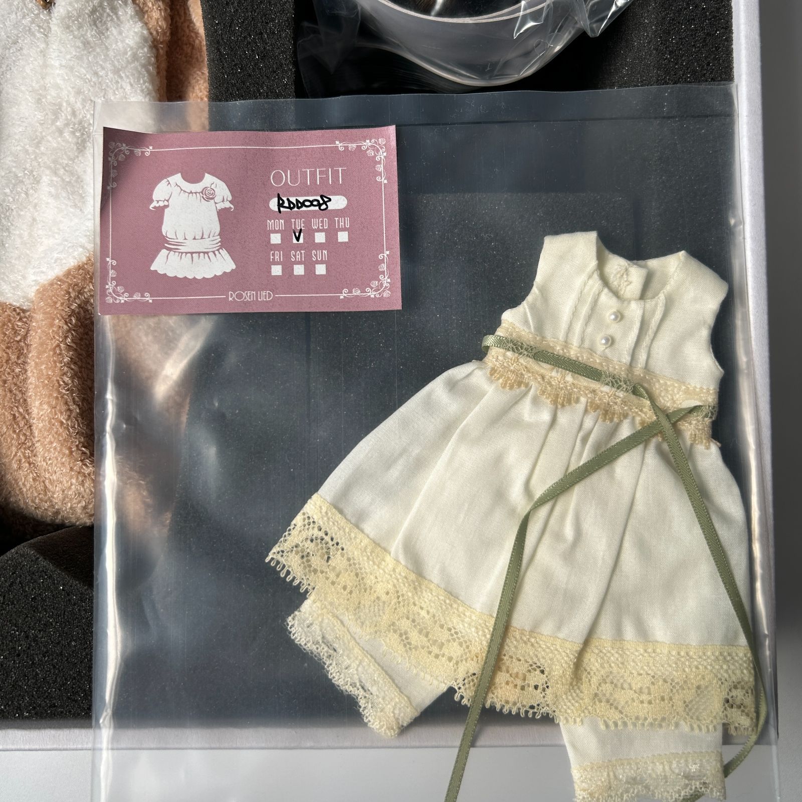 ROSEN LIED Tuesdays Child＆Collection 極美品 人形 ROSEN LIED Tuesdays Child 極美品 - メルカリ