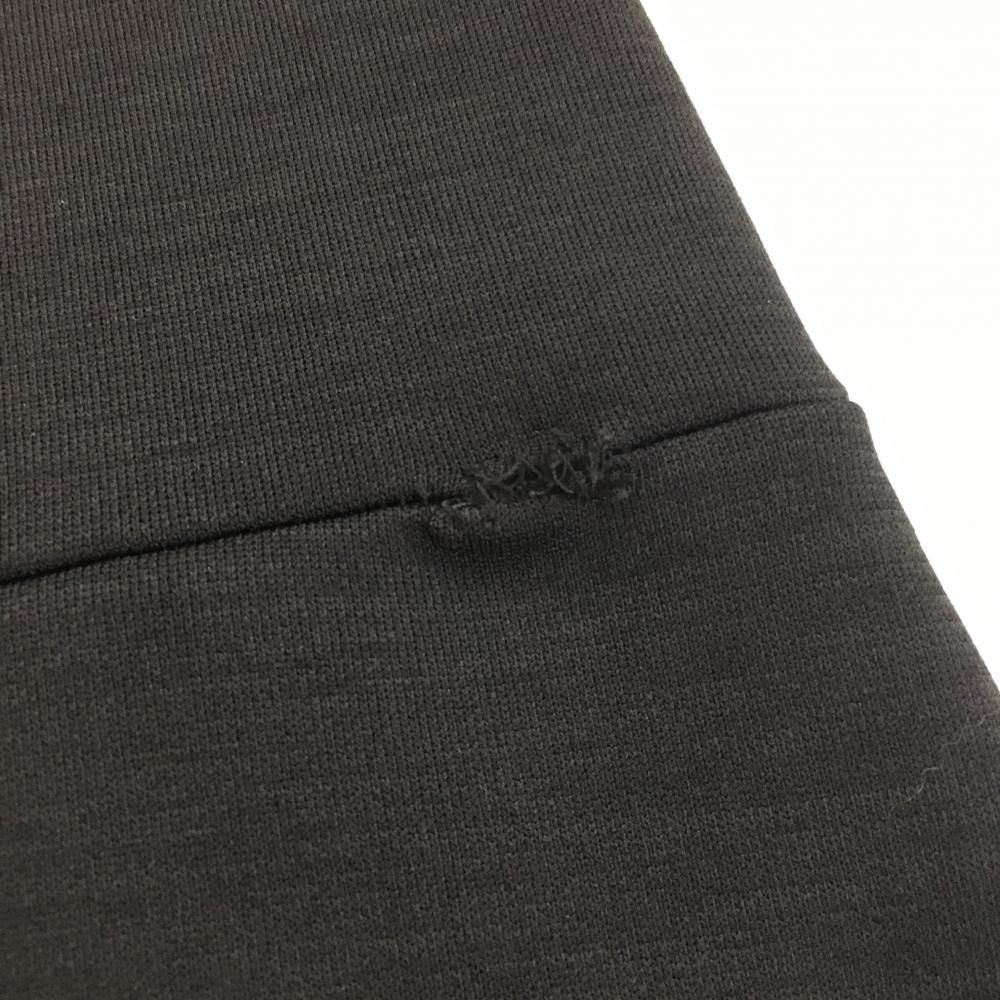 デサントゴルフ ノースリーブワンピース 黒×グレー 肩ロゴ 中田英寿