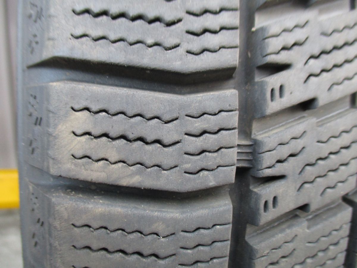 205 60R16 92Q グッドイヤー ICENAVI8 製 スタッドレス 4本 T60340812 インボイス領収書発行 FFCRYSTALESIA_COM
