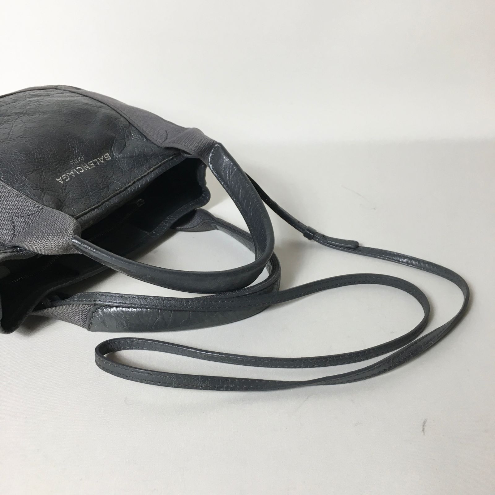 2507-250｜美品｜バレンシアガ ネイビーカバス XS 2WAYバッグ