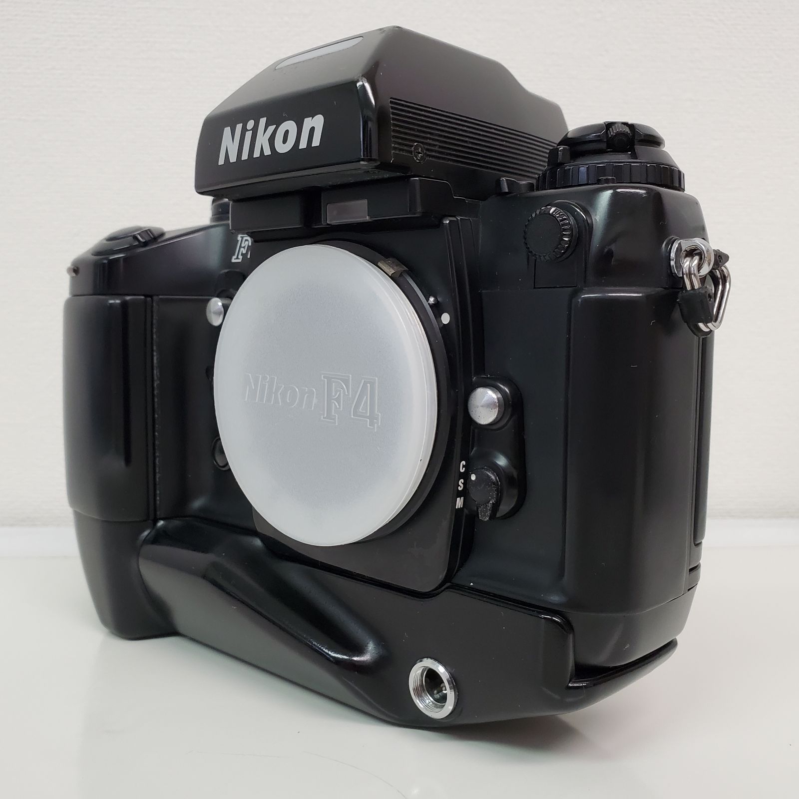 Nikon F4 一眼レフカメラ MB-21付きセット Nikon F4 一眼レフカメラ MB-21付きセット カメラまとめ① 一眼レフ