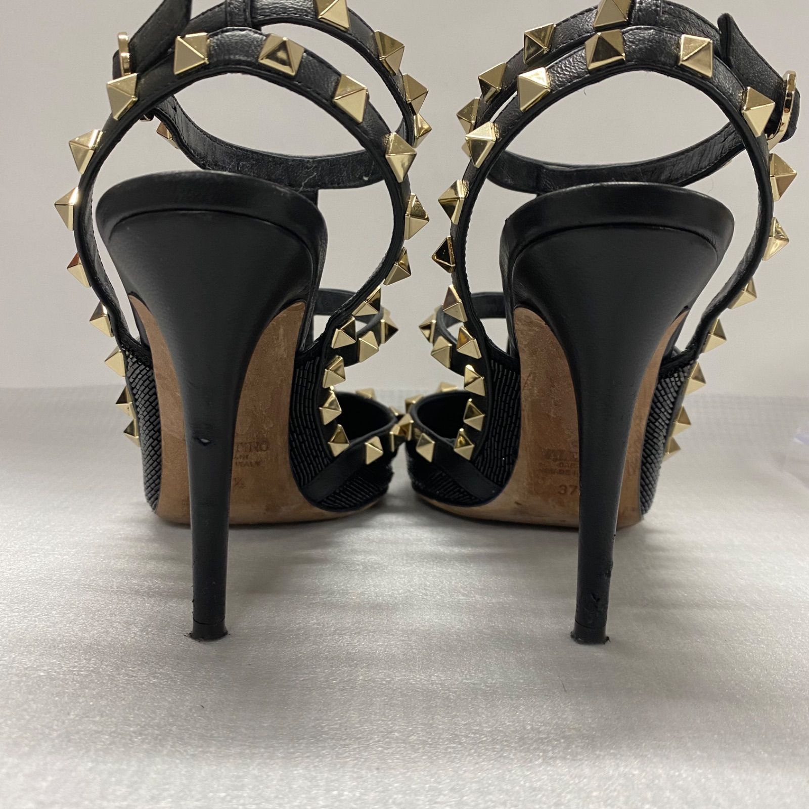 VALENTINO くい ヴァレンティノ ロックスタッズ パンプス 37ハーフ
