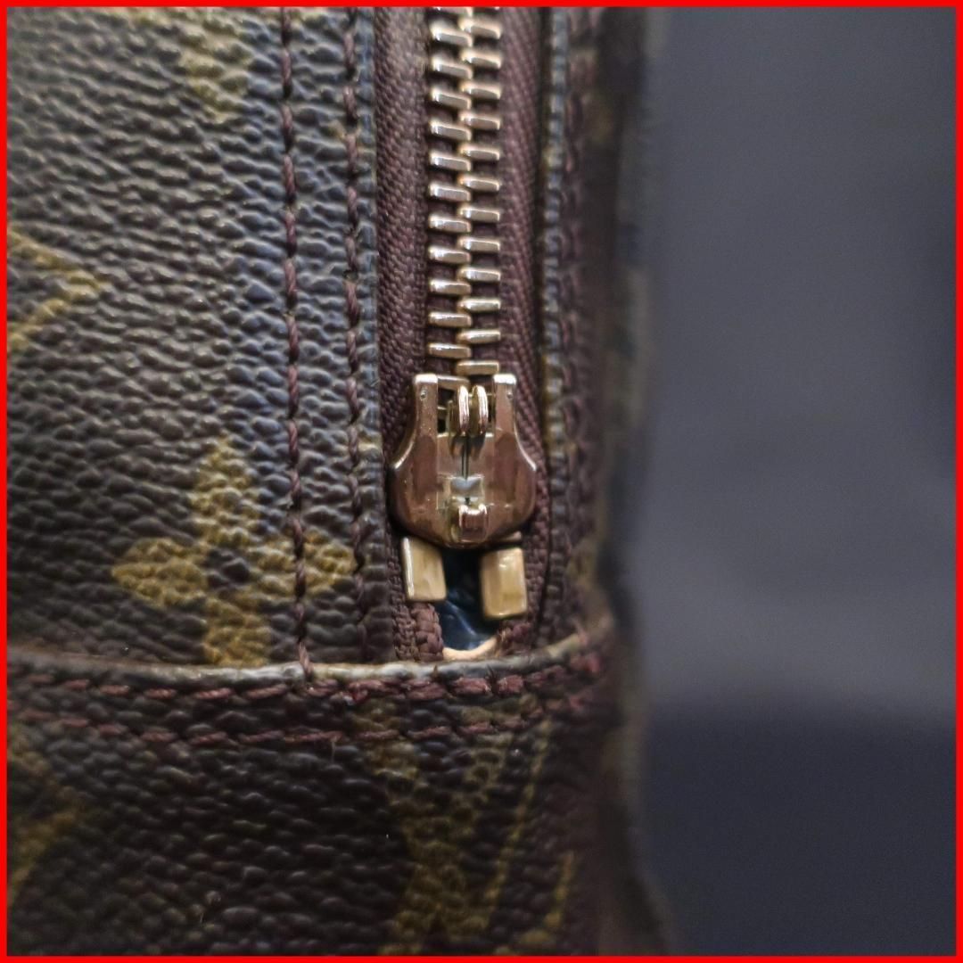 Vuitton セカンドバッグ