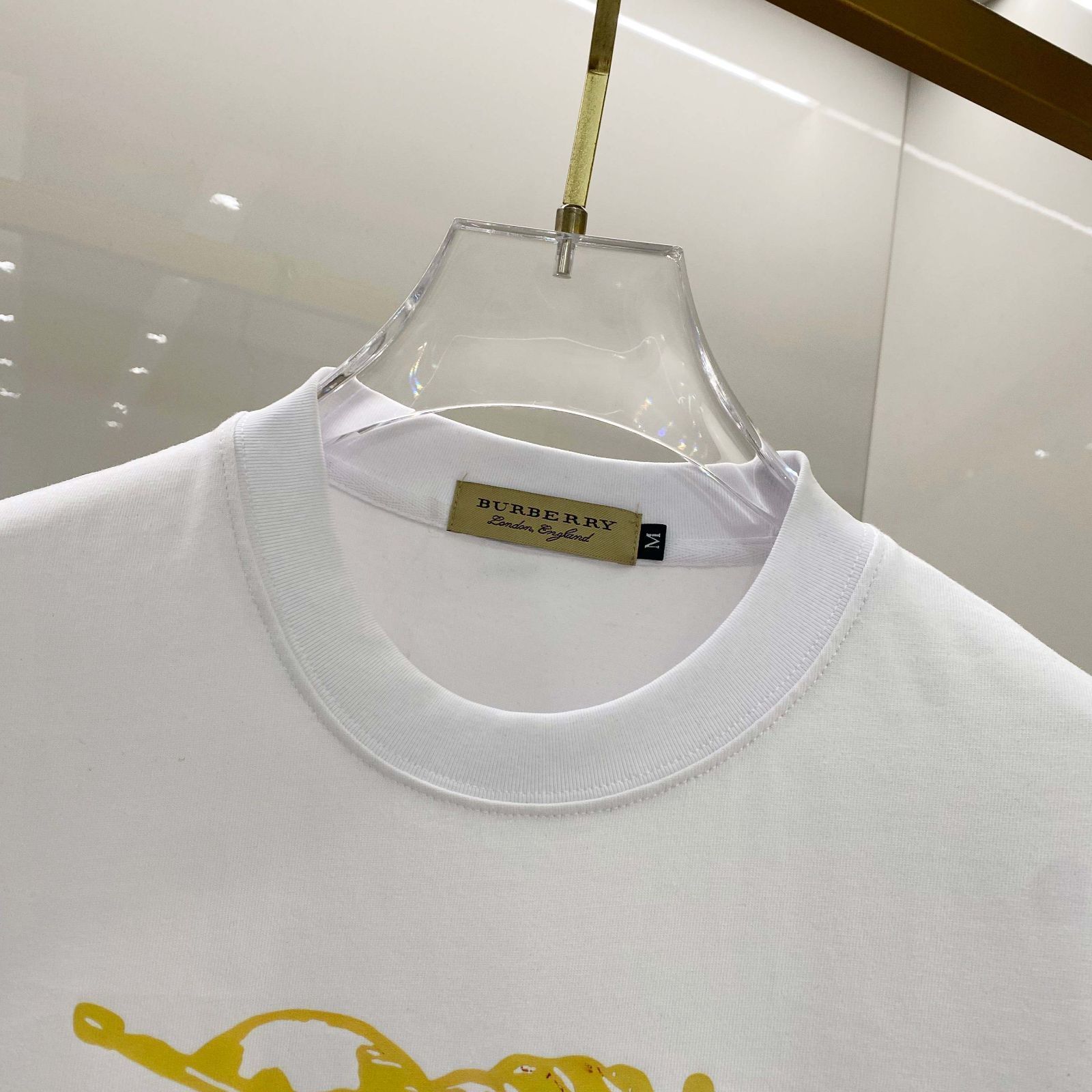 【BURBERRY】★25SS★ロゴプリントTシャツ 今日特価】BURBERRY バーバリー 25SS ロゴプリント T シャツ-1