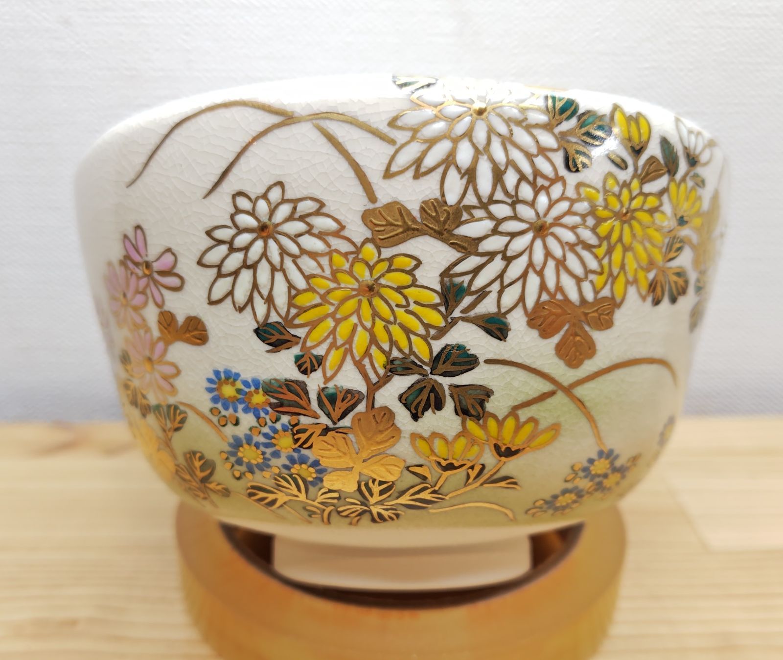 逢絢亭・新品】茶道具 茶碗 京焼 仁清 菊の図 富永玄山 共箱入り