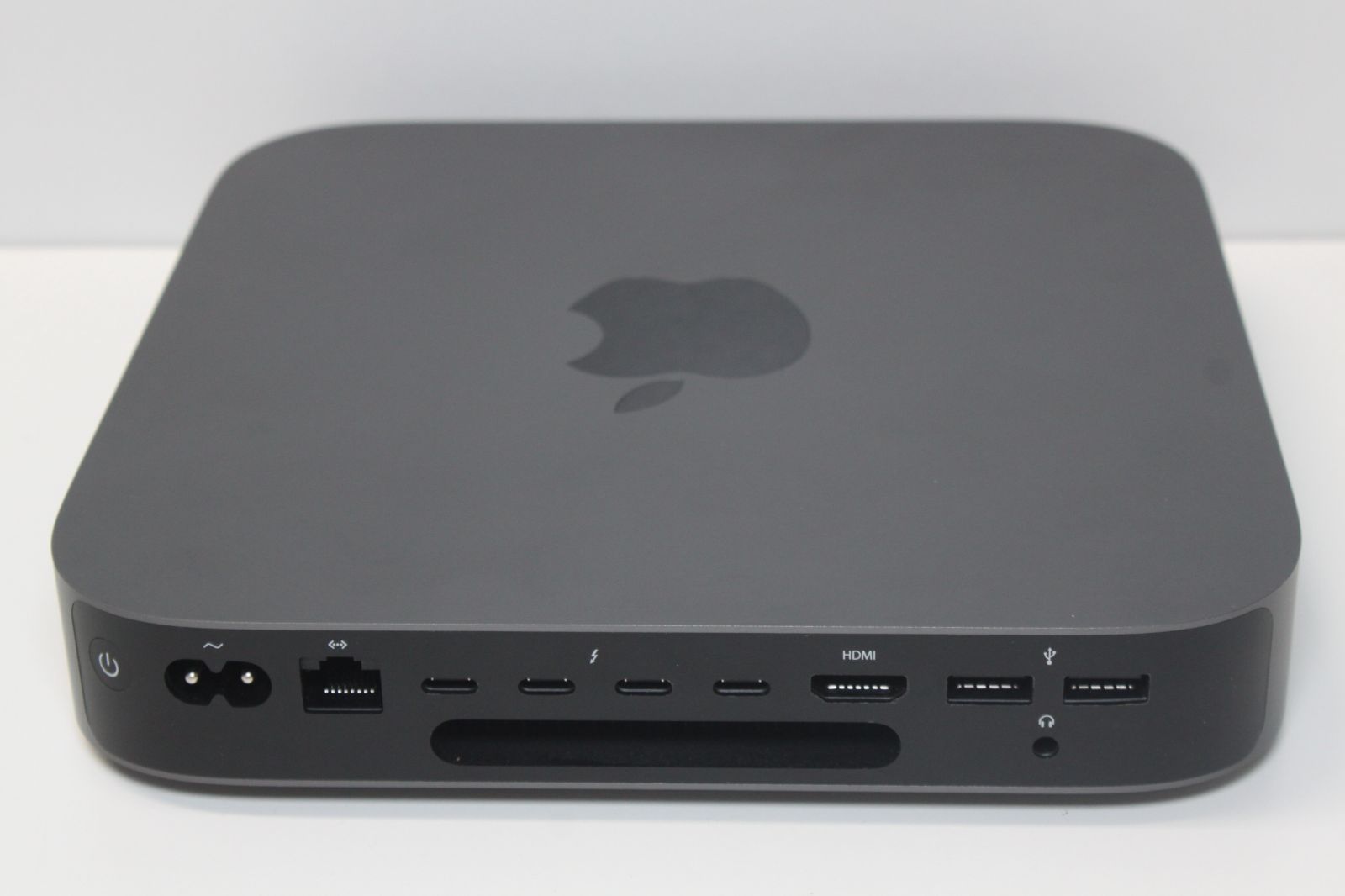 Mac mini（2018）512GB/16GB〈MXNG2J/A〉④ Mac mini（2018）512GB/8GB〈MXNG2J/A〉④ - メルカリ