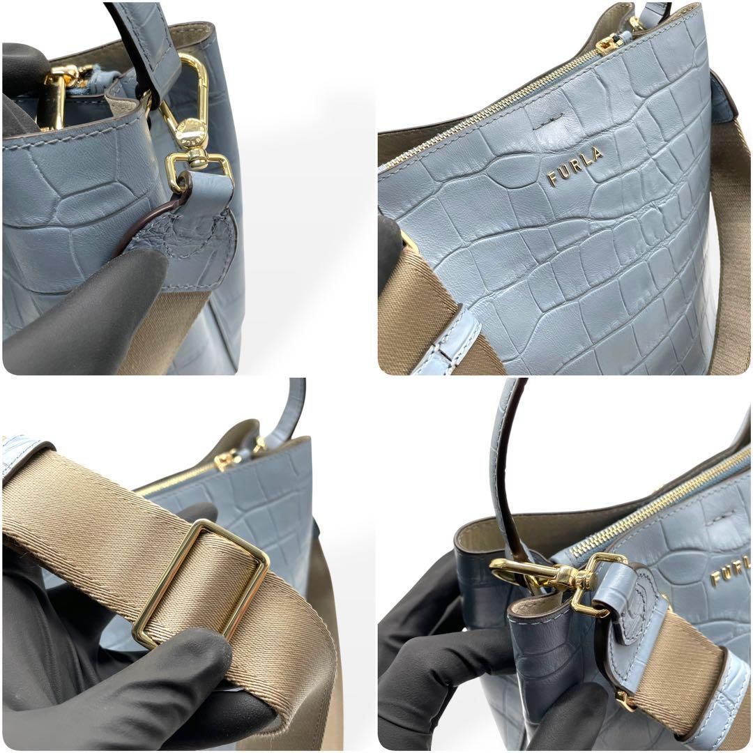 未使用級　FURLA フルラ　ダナエ レザー 2way バッグ ブルー　型押し 未使用級 FURLA フルラ ダナエ レザー 2way バッグ ブルー 型