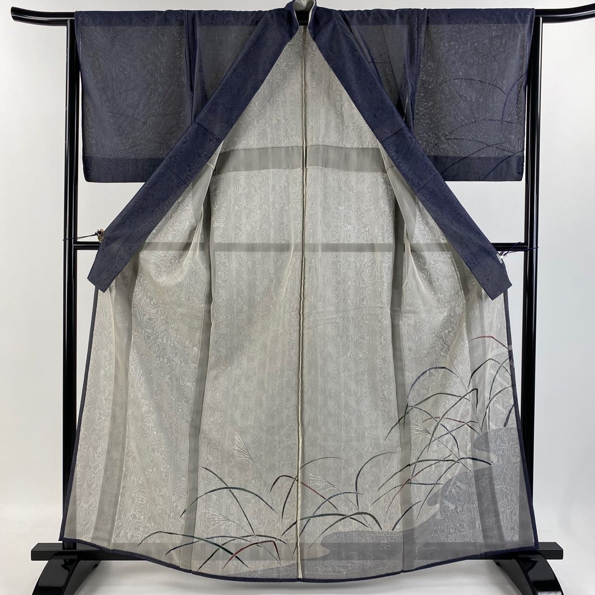 付下げ 身丈163cm 裄丈65.5cm M 紗袷 ススキ 波 刺繍 紺色 正絹