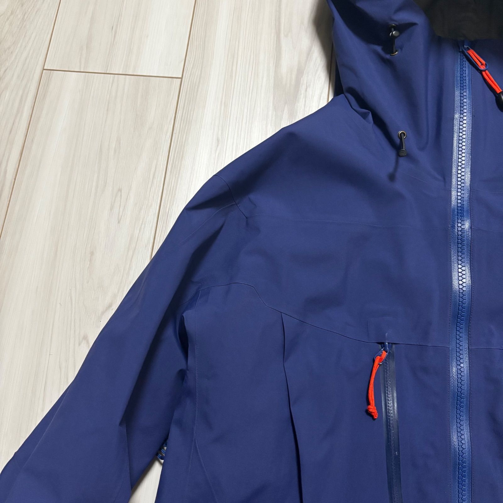 アークテリクス アルファSV メンズM ネイビー ゴアテックス arc'teryx