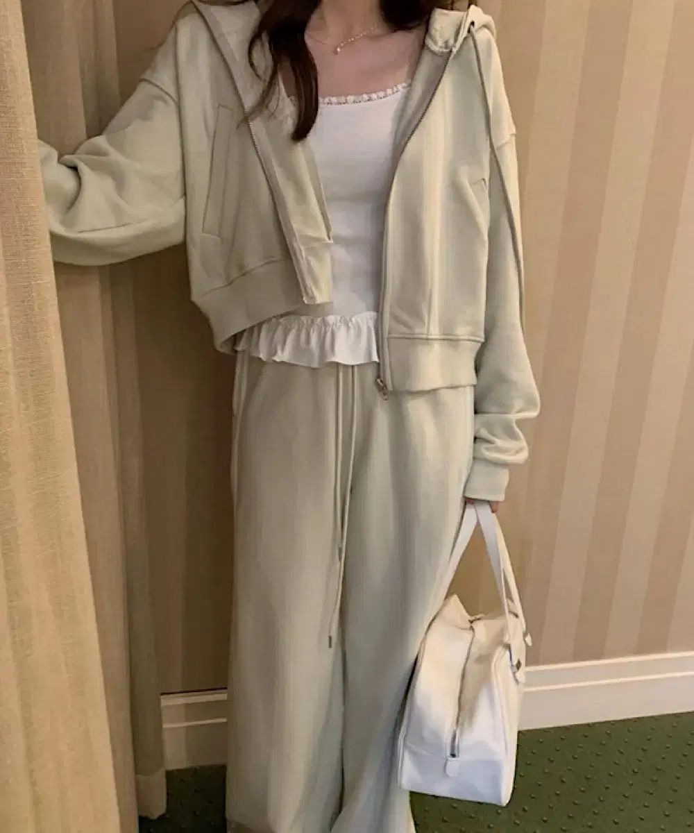 スティッチ フードジップアップ