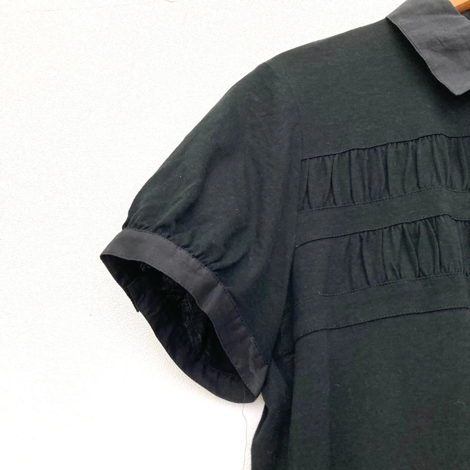 バーバリー　2重　さらりとした半袖　2 ブラック新品 BURBERRY】バーバリー 半袖 襟付き シャツ 春夏 レディース