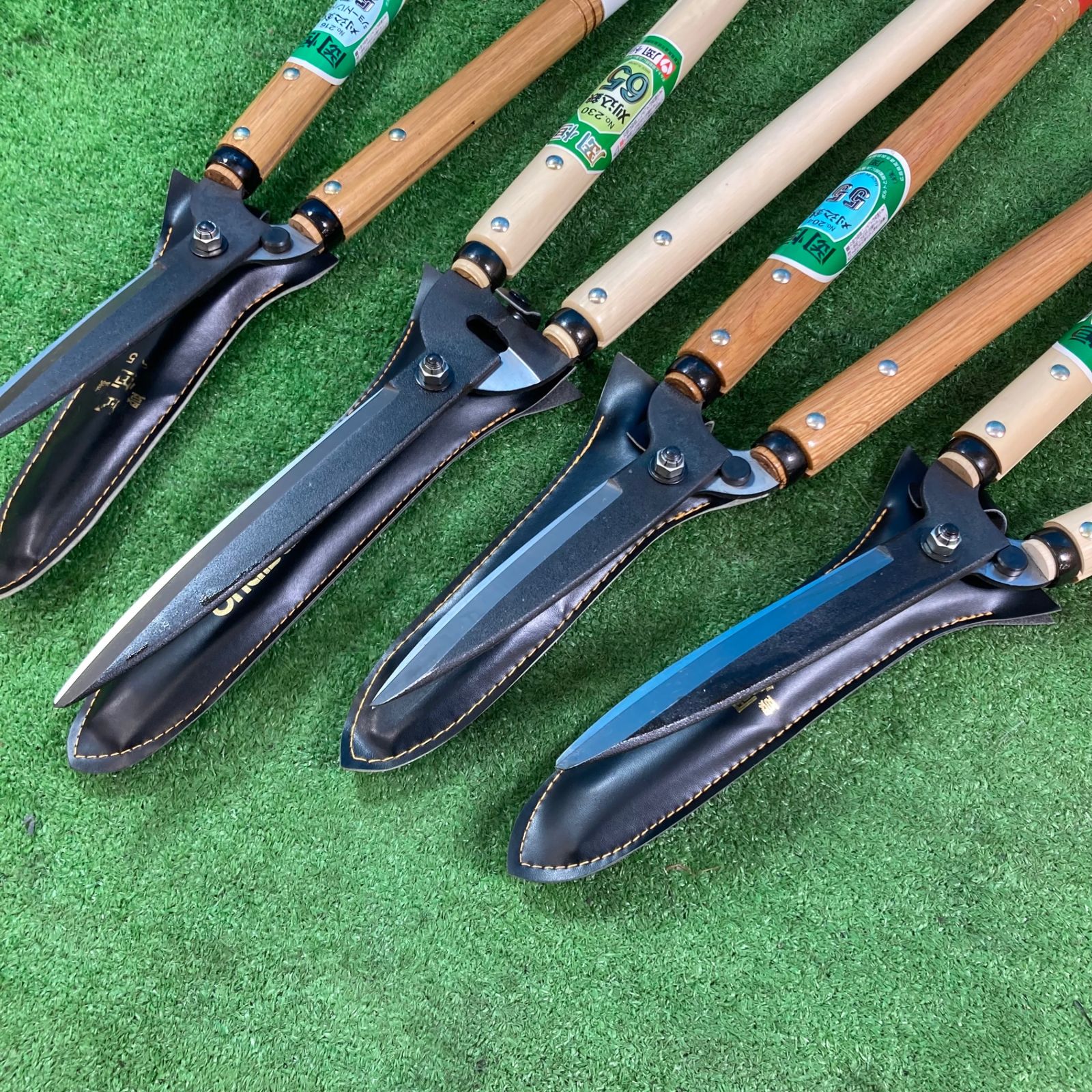 岡恒 刈込鋏　55型Sハンドル NO.216 | 岡恒鋏工場 岡恒(Okatsune) 216 岡恒 刈込鋏 55型 ショート