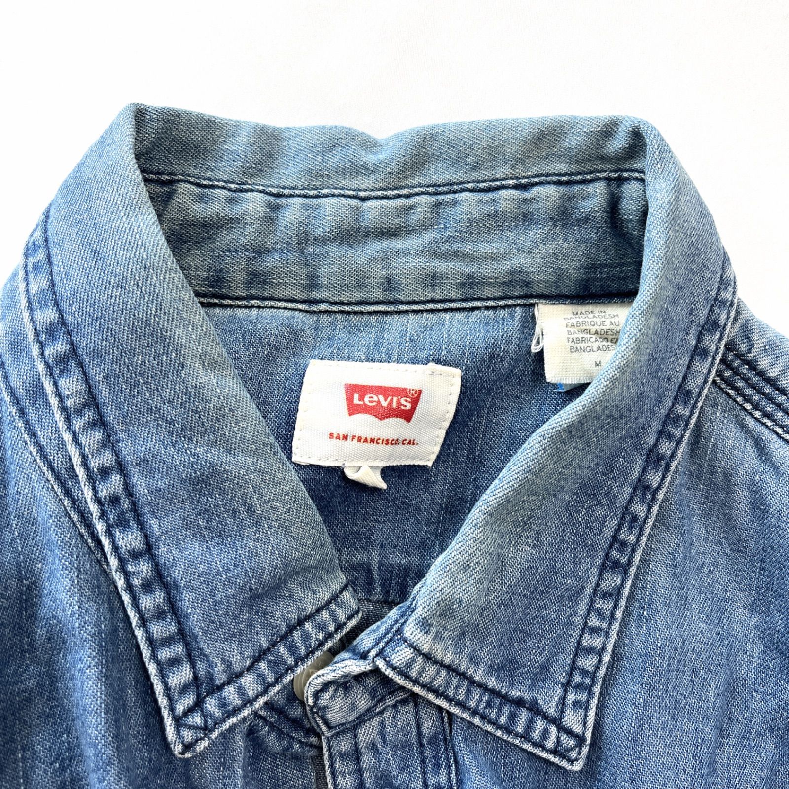 Levi's デニムシャツ リーバイス ブルー レディースMサイズ - メルカリ