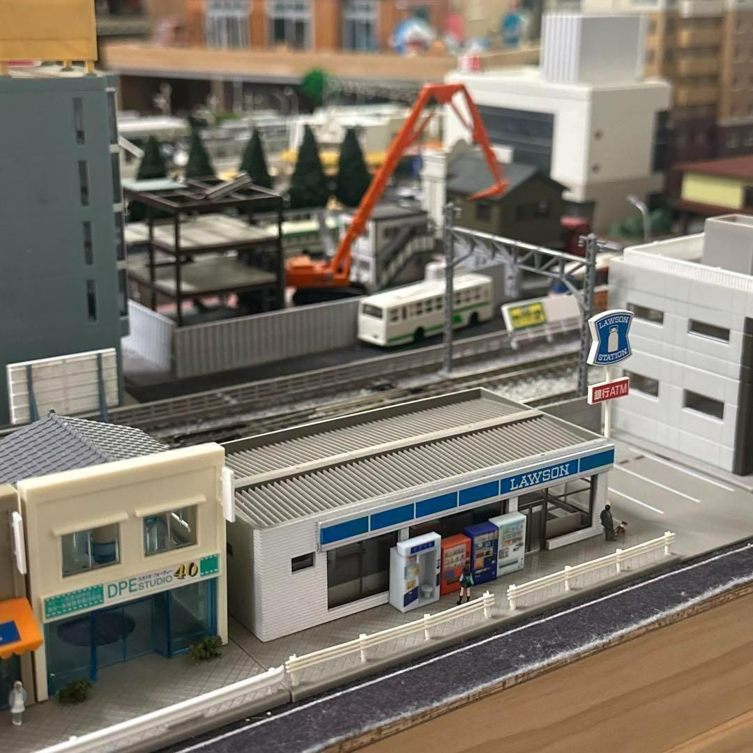 Nゲージ★ワクドナルド★鉄道模型★フィギュアに★1/64より小★ジオラマに Nゲージより小 鉄道模型 ジオラマ レイアウト フィギュアに 1/64