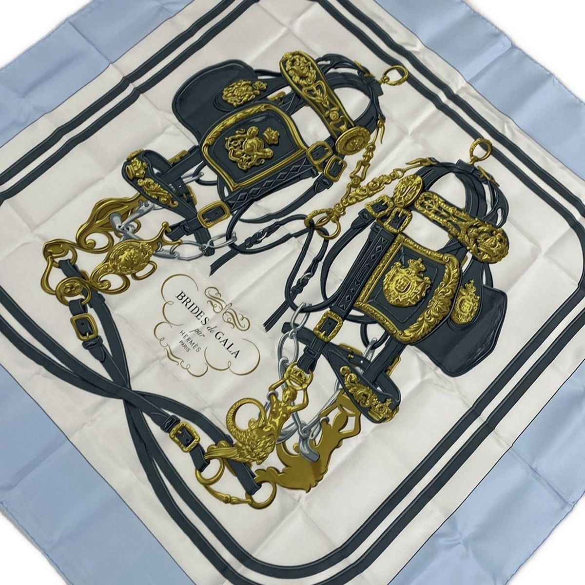 HERMES エルメス スカーフ カレ90 ライトブルー×白×マルチ BRIDES de GALA シルク