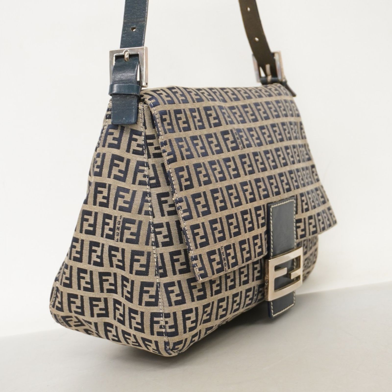 フェンディ(Fendi) フェンディ ショルダーバッグ ズッキーノ