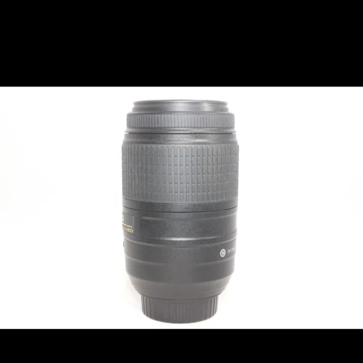 美品 大人気モデル！超望遠レンズ Nikon 55-300㎜ 手振れ補正 NIKKOR