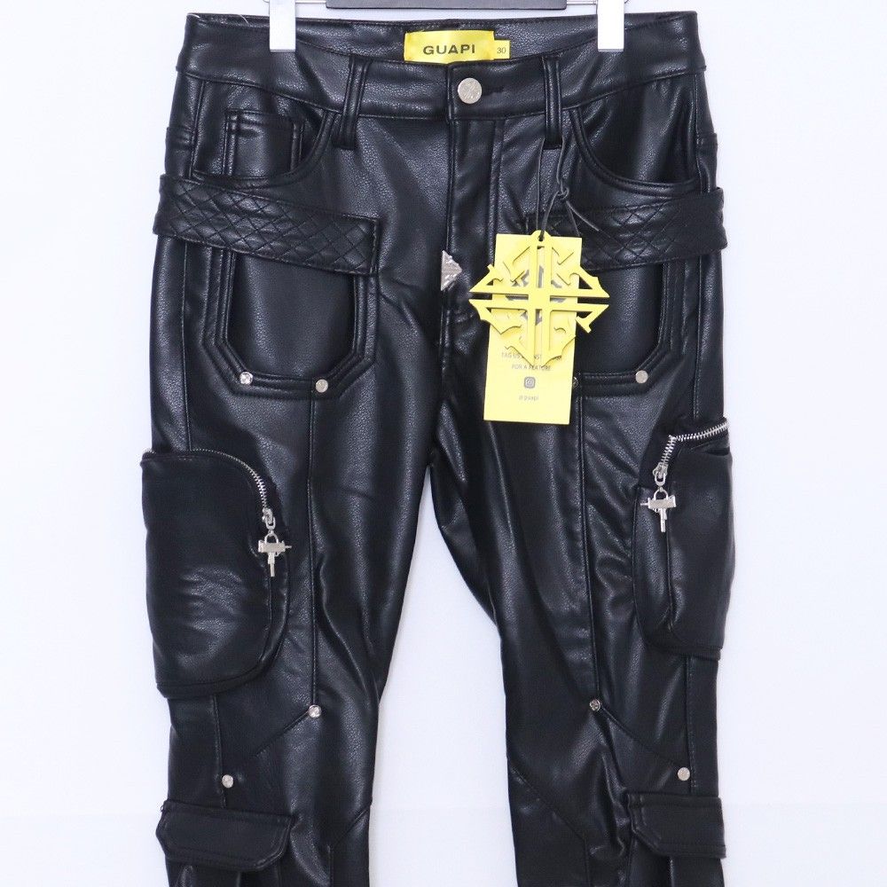 GUAPI フェイクレザーカーゴパンツ サイズ30 ブラック - メルカリ