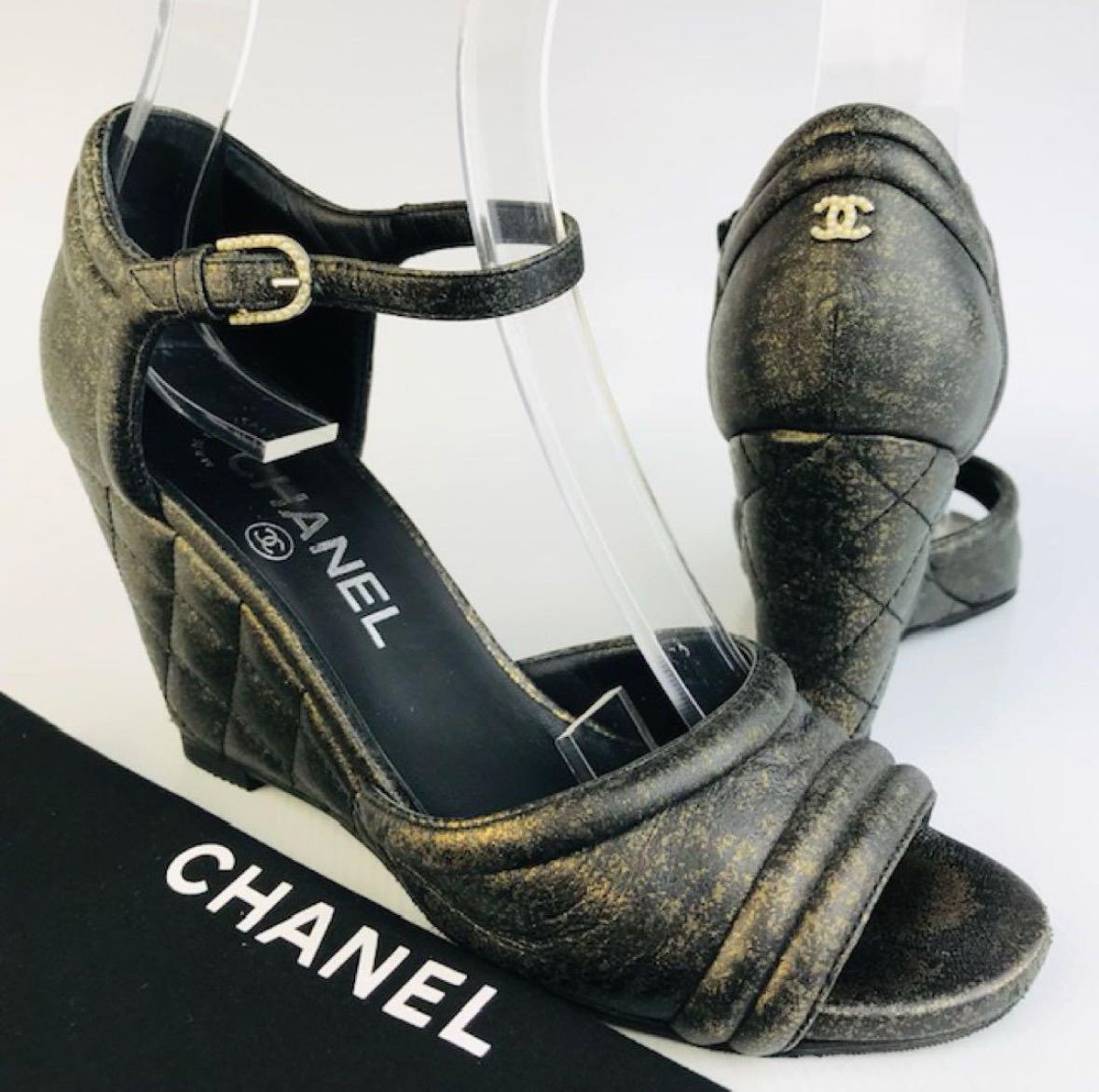 美品☆ CHANEL・シャネル レディース レザー マトラッセデザイン  