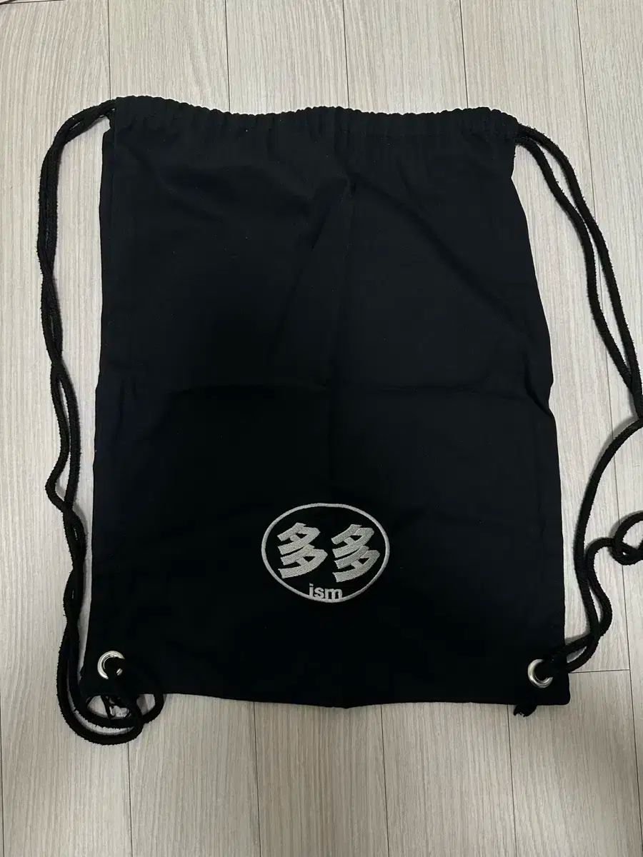 Dadaism(ダダイズム) ジムサック ナップサック 出品 - メルカリ