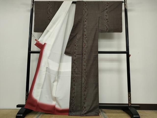 平和屋着物○本場大島紬 7マルキ 花唐草間道 正絹 逸品 CAAX4615ut 平和