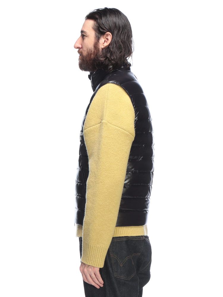 DUVETICA デュベティカ シャイニー フルジップ ライトダウン ベスト FILUCCA