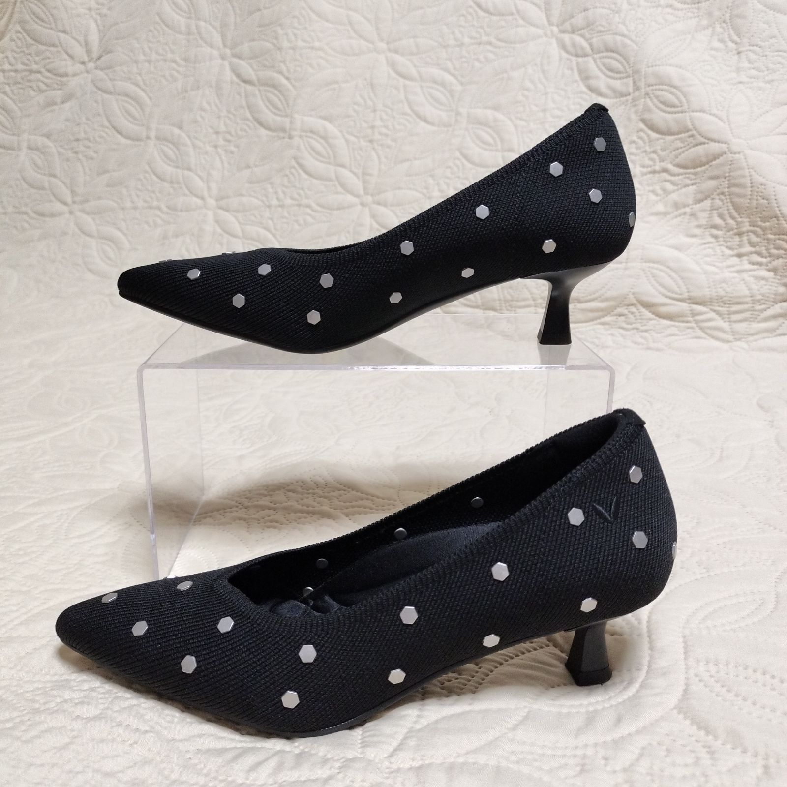 VIVAIA SCARLETT ブラックドット ヒール　24.5㎝ Scarlett] ポインテッドトゥ キトゥンヒール パンプス – VIVAIA