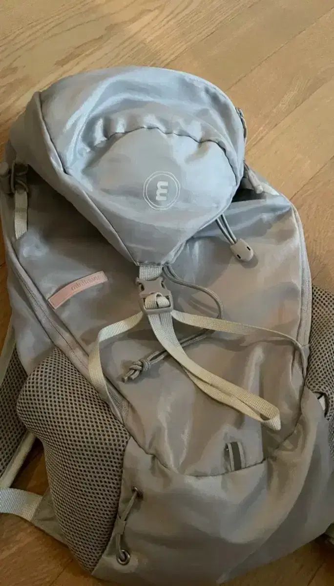 MINITMUTE BASK BACKPACK 11L GRAY - メルカリ