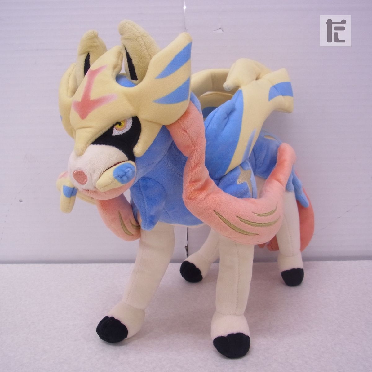ポケモンセンター ザシアン ぬいぐるみ ポケットモンスター