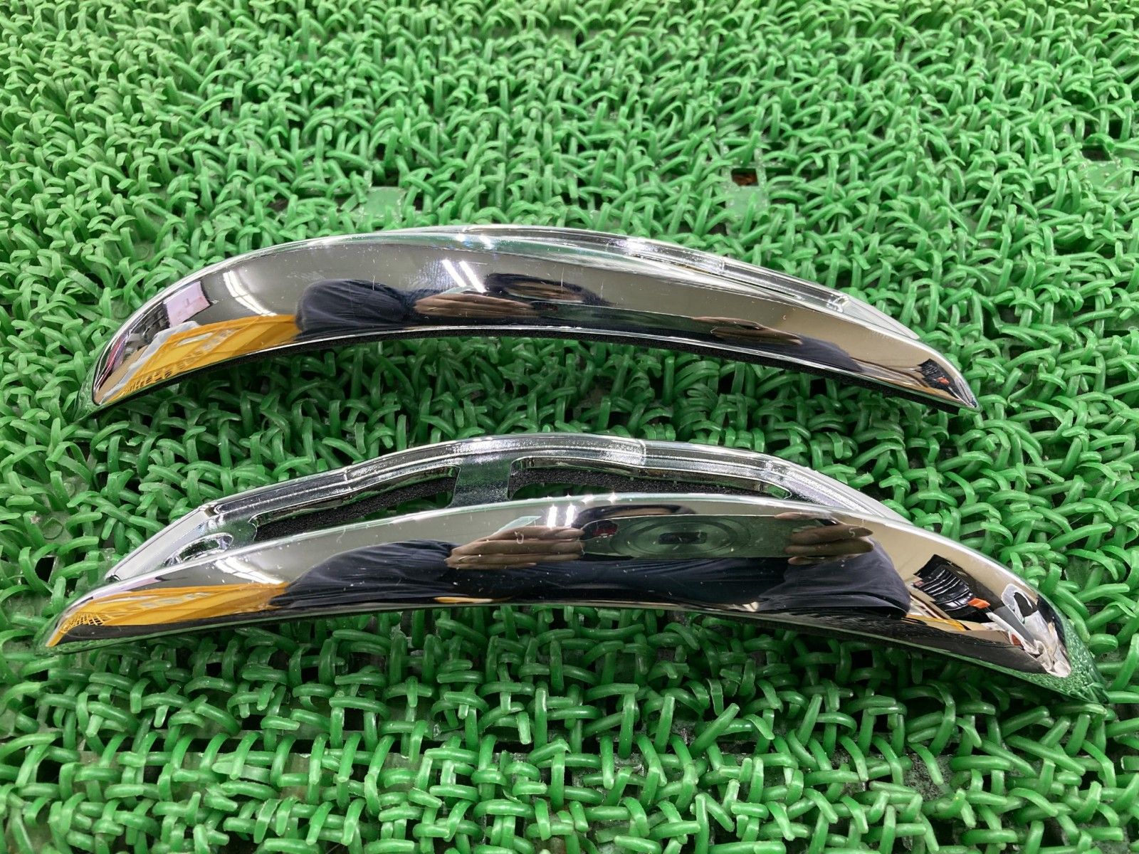 ボンネビルT120 タンクエンブレム 左右 トライアンフ(TRIUMPH) 純正