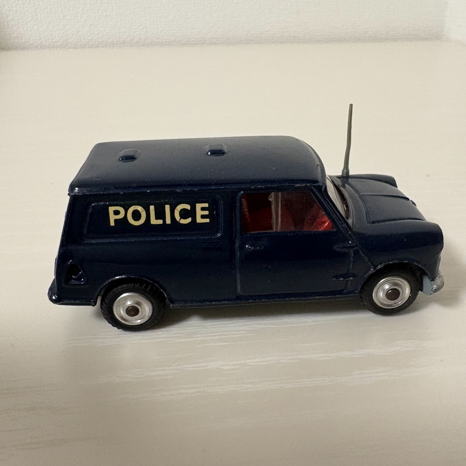 オースチン　ミニバン　コーギー社　MINIVAN CORGI TOYS AUSTIN MINI-VAN コーギー ミニカー イギリス製