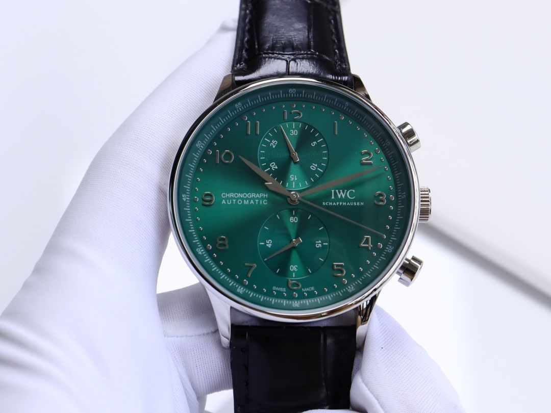 IWC ポートギーゼ メンズクロノグラフ - ケース カード 袋付き｜ ｜ ♥
