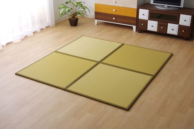 日本製 水拭きできる ポリプロピレン 置き畳 ユニット畳 軽量 軽い シンプル ベージュ 67×67×1.7cm 4枚1セット ベージュ 代引不可