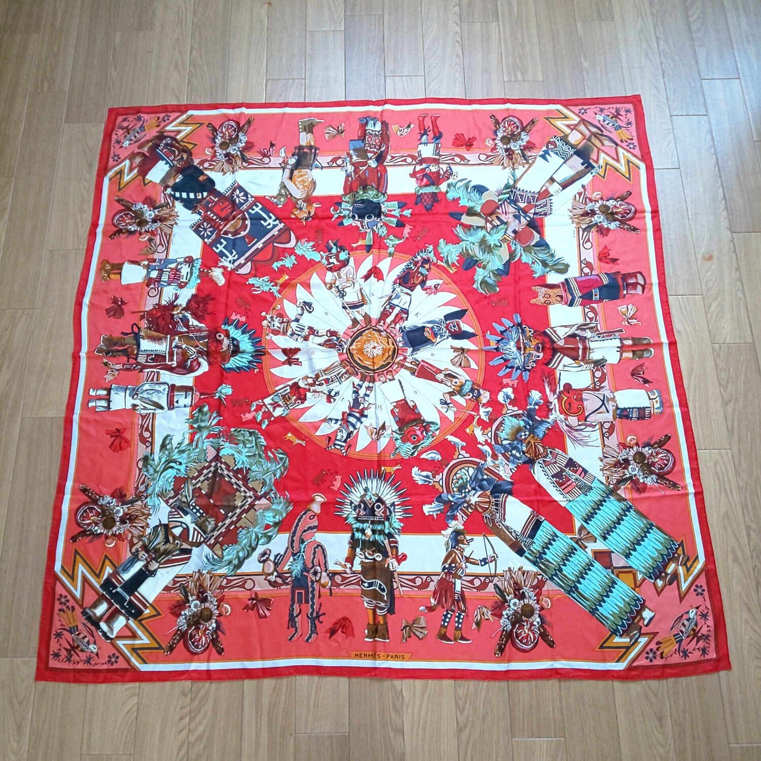 エルメス カチナ ポピ族インディアン柄 140 大判ショール 中古品 1061C-04 HERMES エルメス 大判スカーフ ホピ族 カチナ柄 インディアン