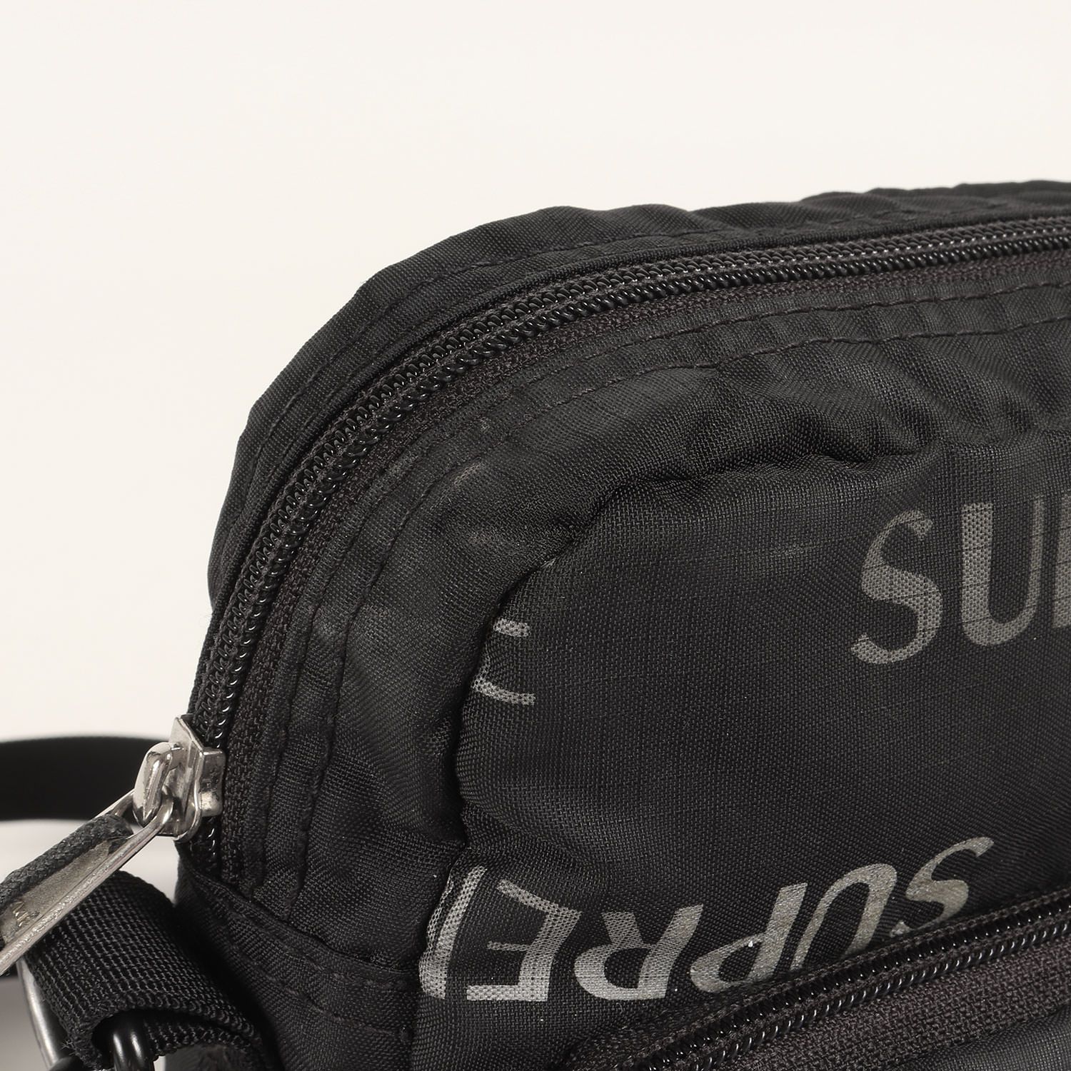 Supreme 3M リフレクティブ ショルダーバック シュプリーム ブラック Supreme - Shoulder Bag | 2024SSバッグコレクション | 大型