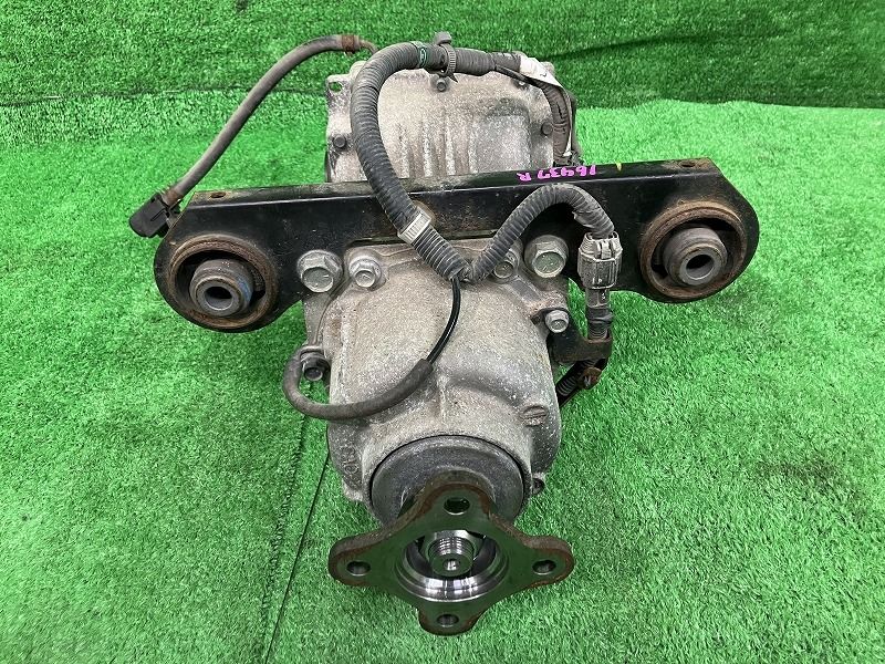 4WD 38300-JD610