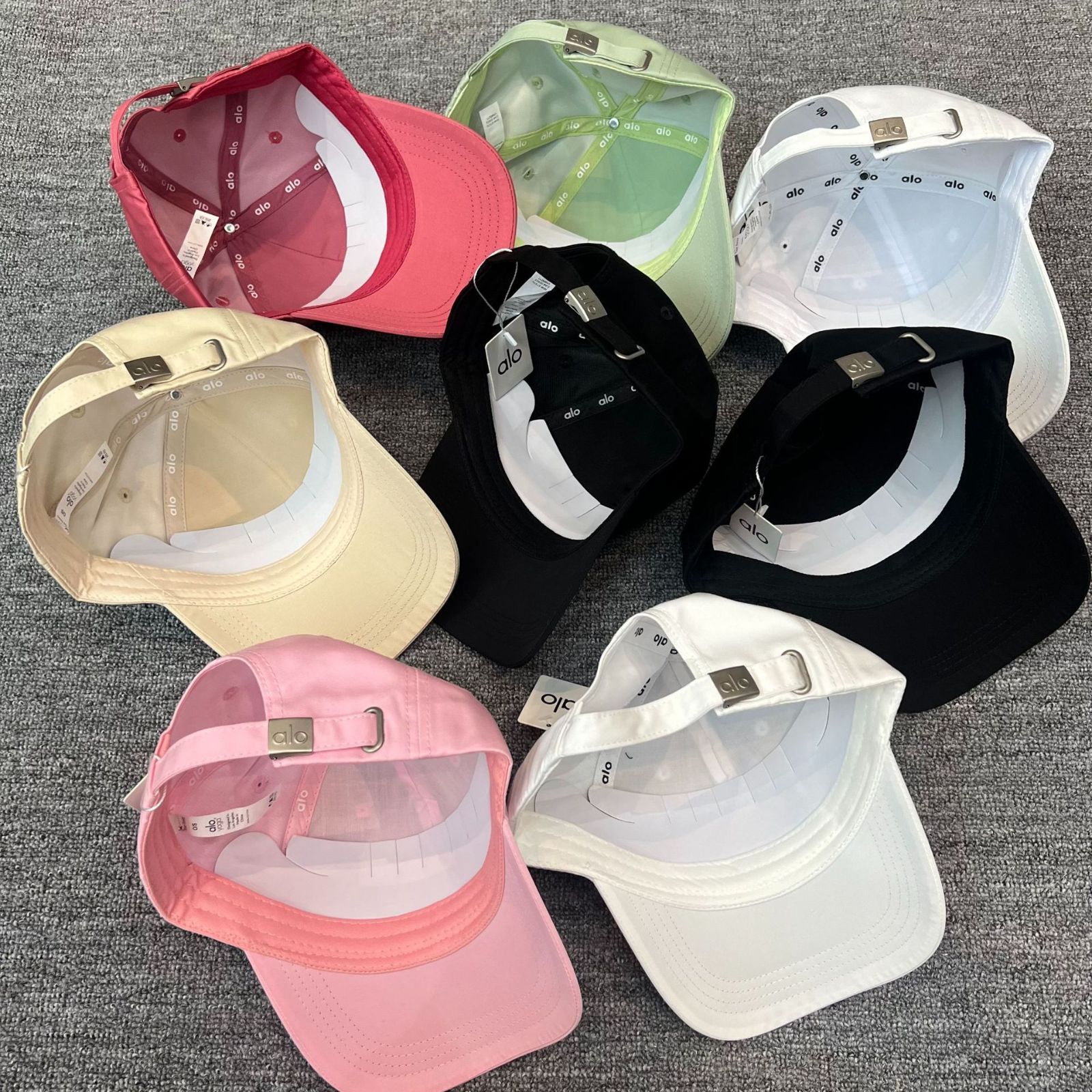 新品未使用 8colors アローヨガ ALO YOGA キャップ 帽子 メンズ