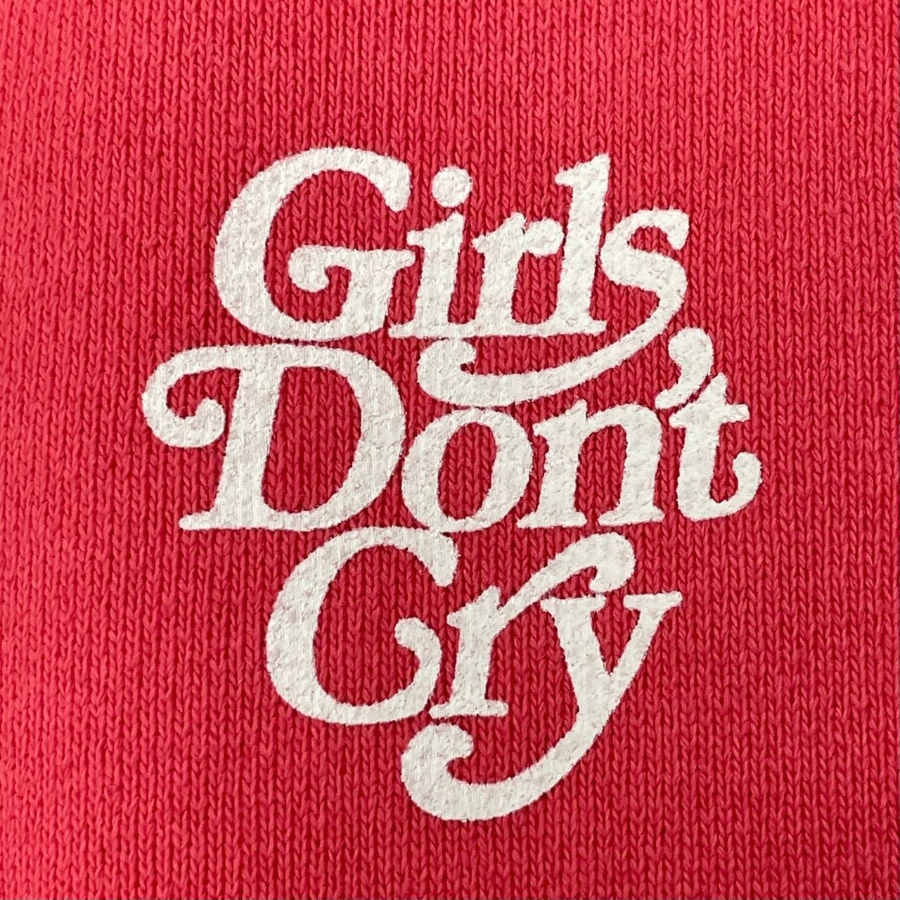 GIRLS DONT CRY バックロゴ プリント プルオーバー スウェット 